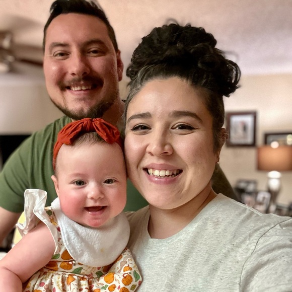 Meet your Posher, Megan - Picture 5 of 5